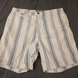 American Eagle Shorts - Men's Size 34